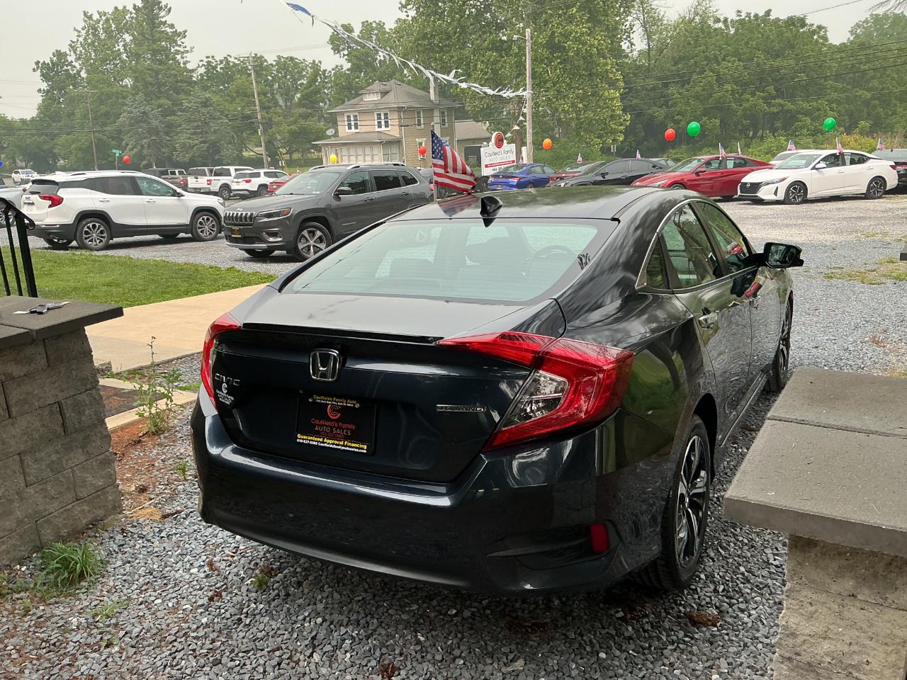 Honda Civic Sedan Touring CVT 2018