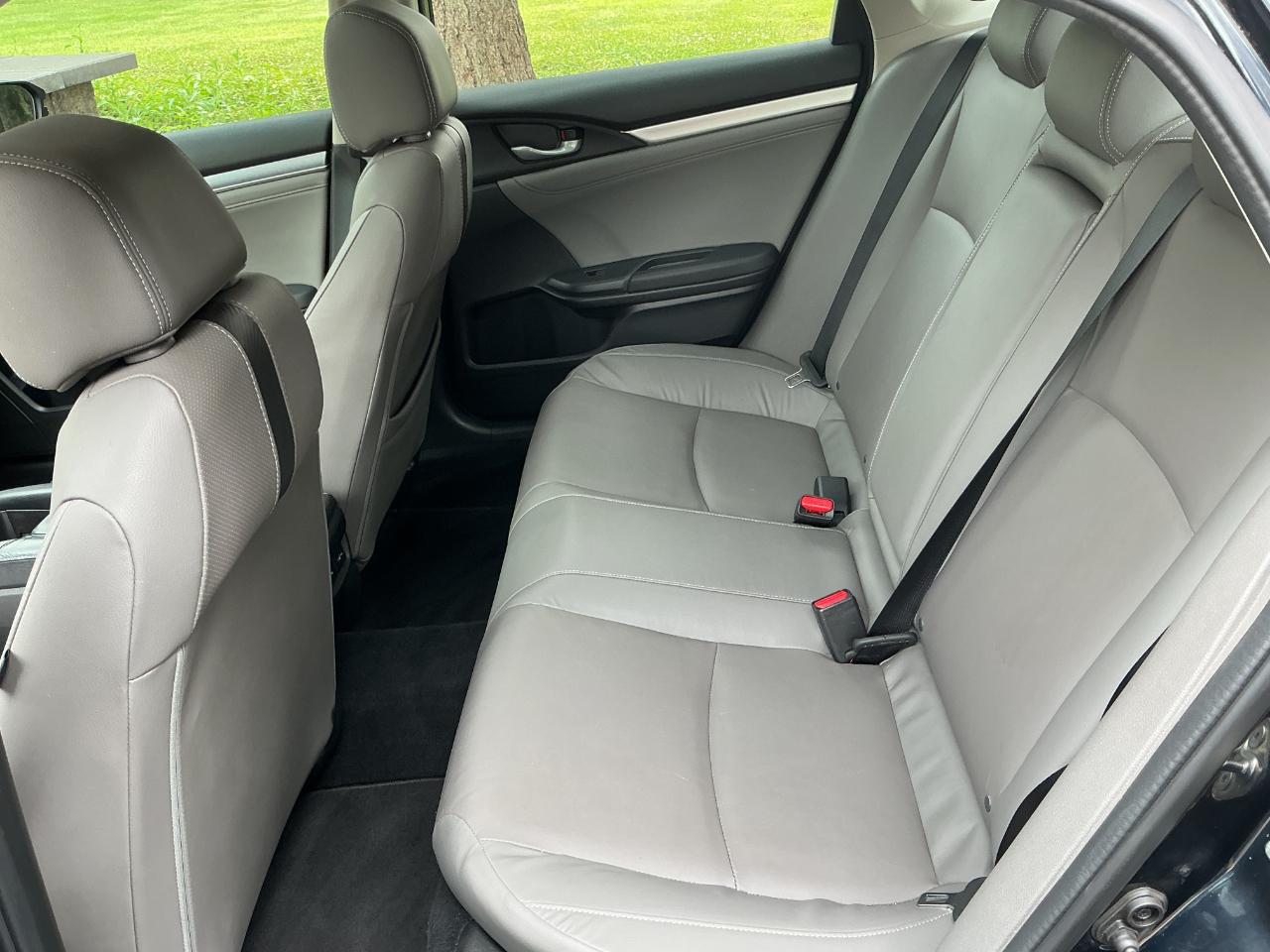 Honda Civic Sedan Touring CVT 2018