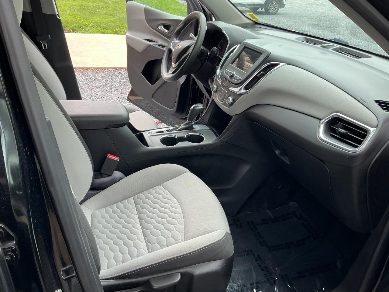 Chevrolet Equinox FWD 4dr LS w/1LS 2019
