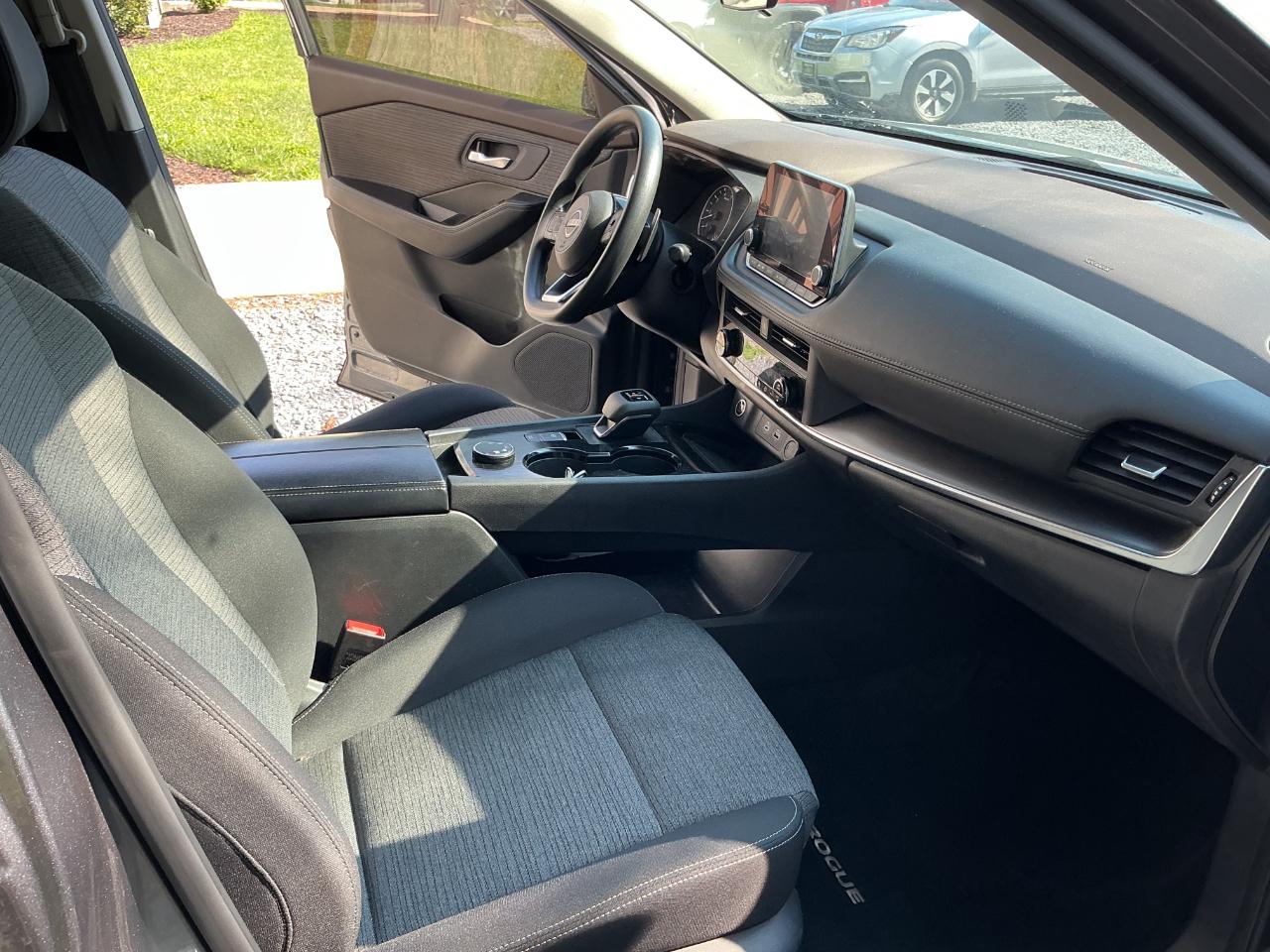 Nissan Rogue AWD SV 2023