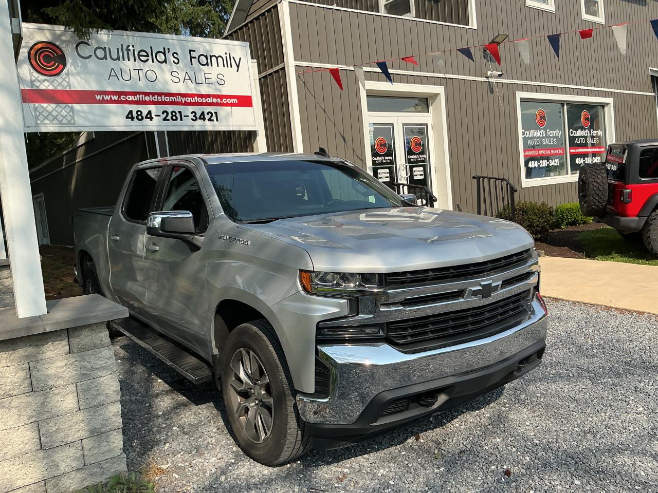 Chevrolet Silverado 1500 4WD Crew Cab 147" LT 2020