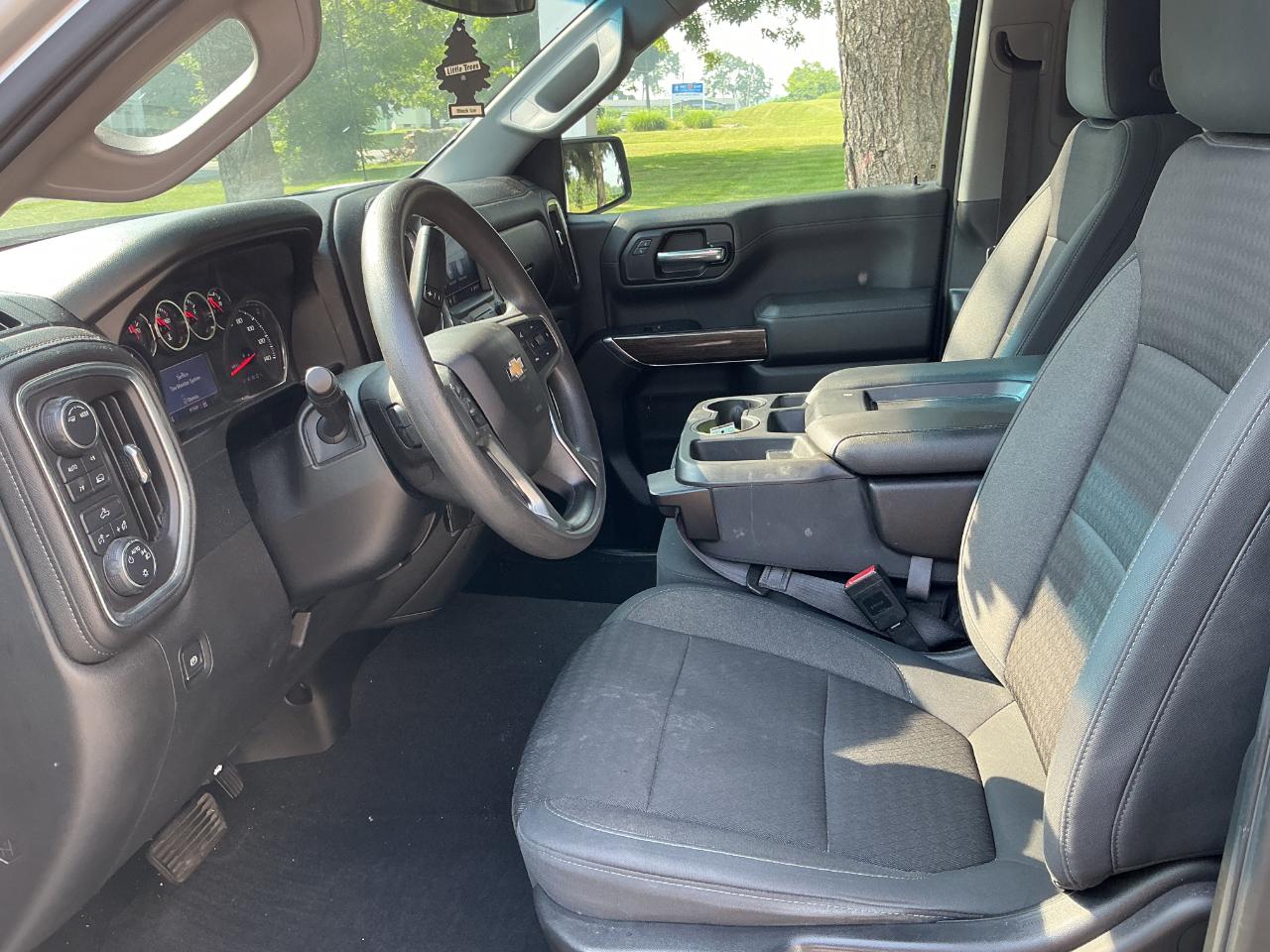 Chevrolet Silverado 1500 4WD Crew Cab 147" LT 2020
