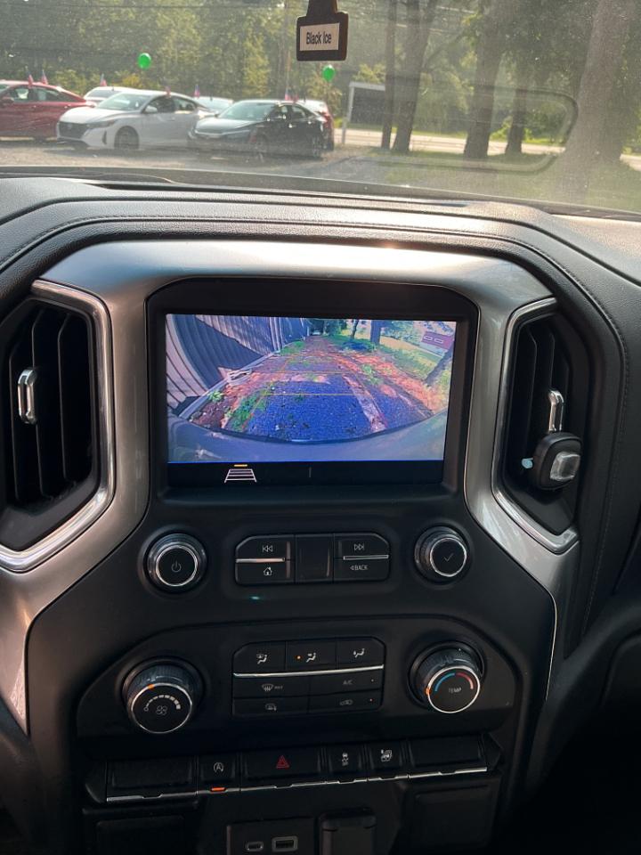 Chevrolet Silverado 1500 4WD Crew Cab 147" LT 2020