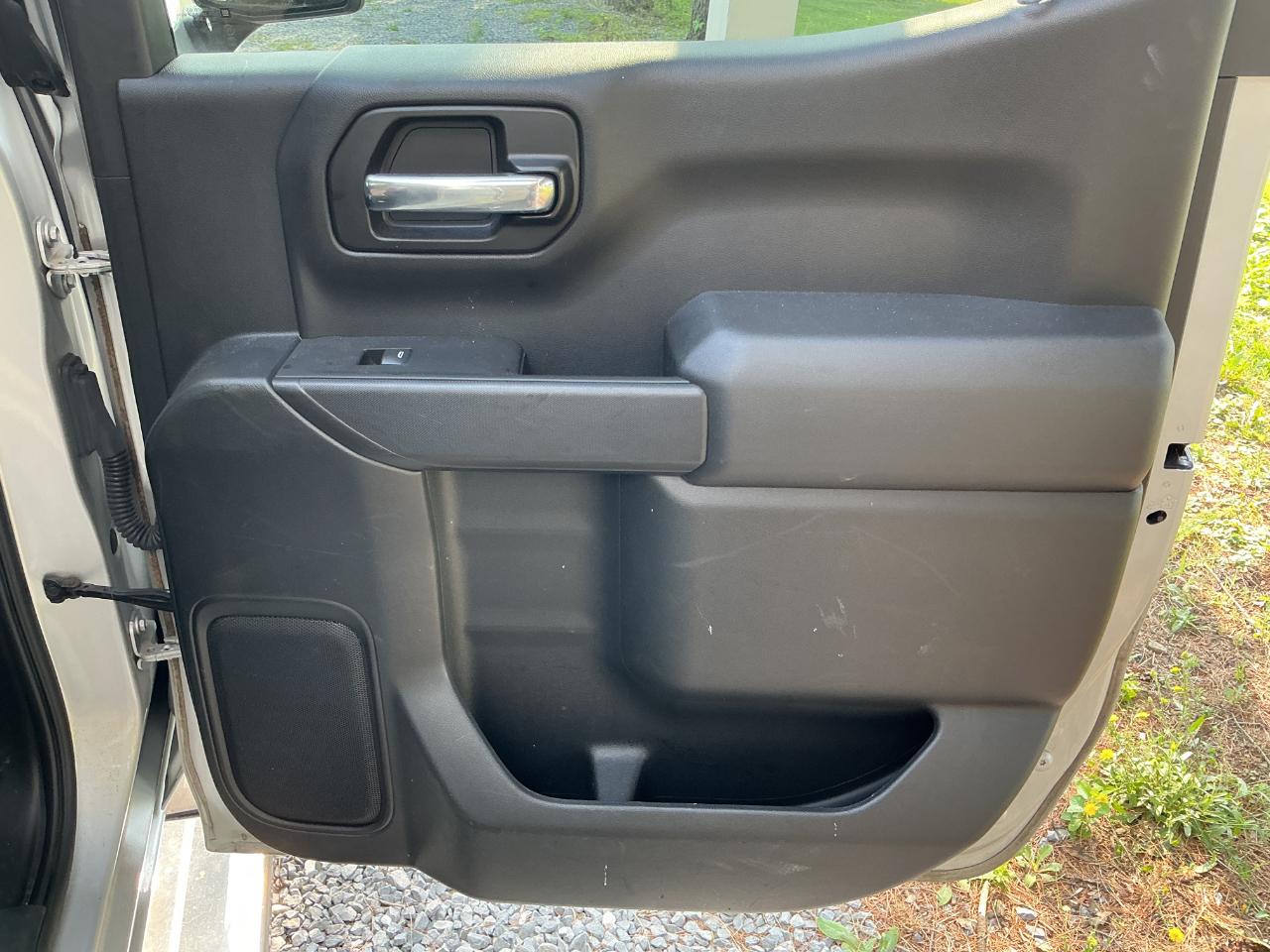 Chevrolet Silverado 1500 4WD Crew Cab 147" LT 2020