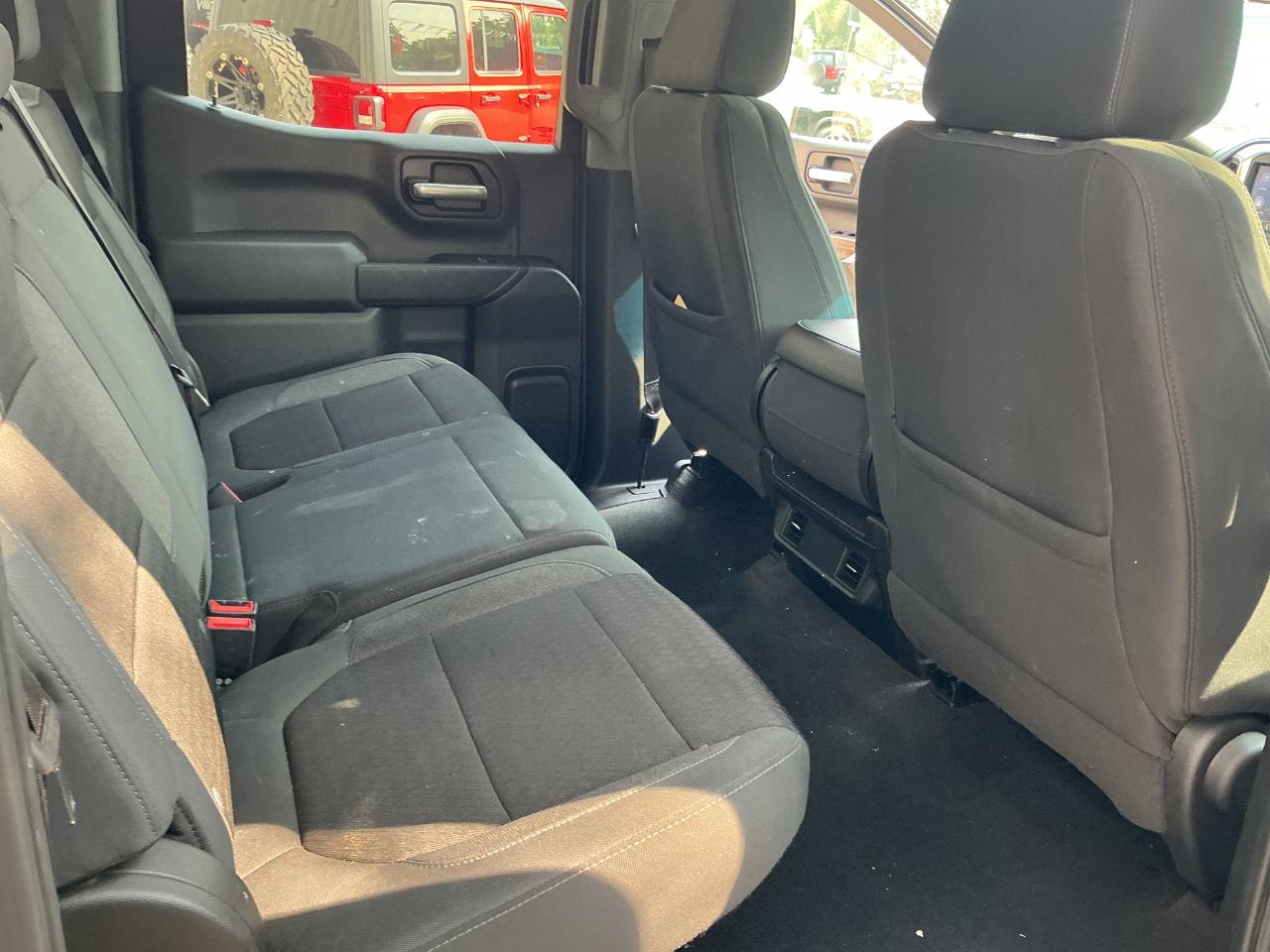 Chevrolet Silverado 1500 4WD Crew Cab 147" LT 2020
