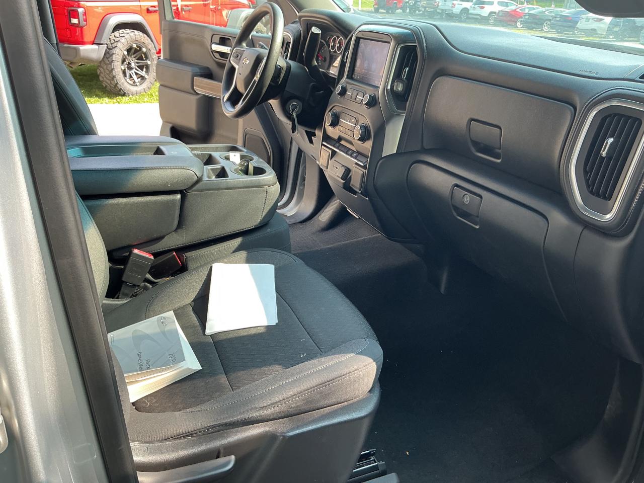 Chevrolet Silverado 1500 4WD Crew Cab 147" LT 2020