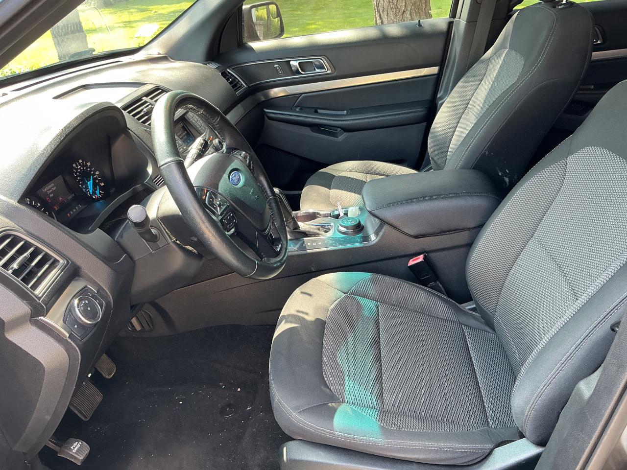 Ford Explorer XLT 4WD 2018