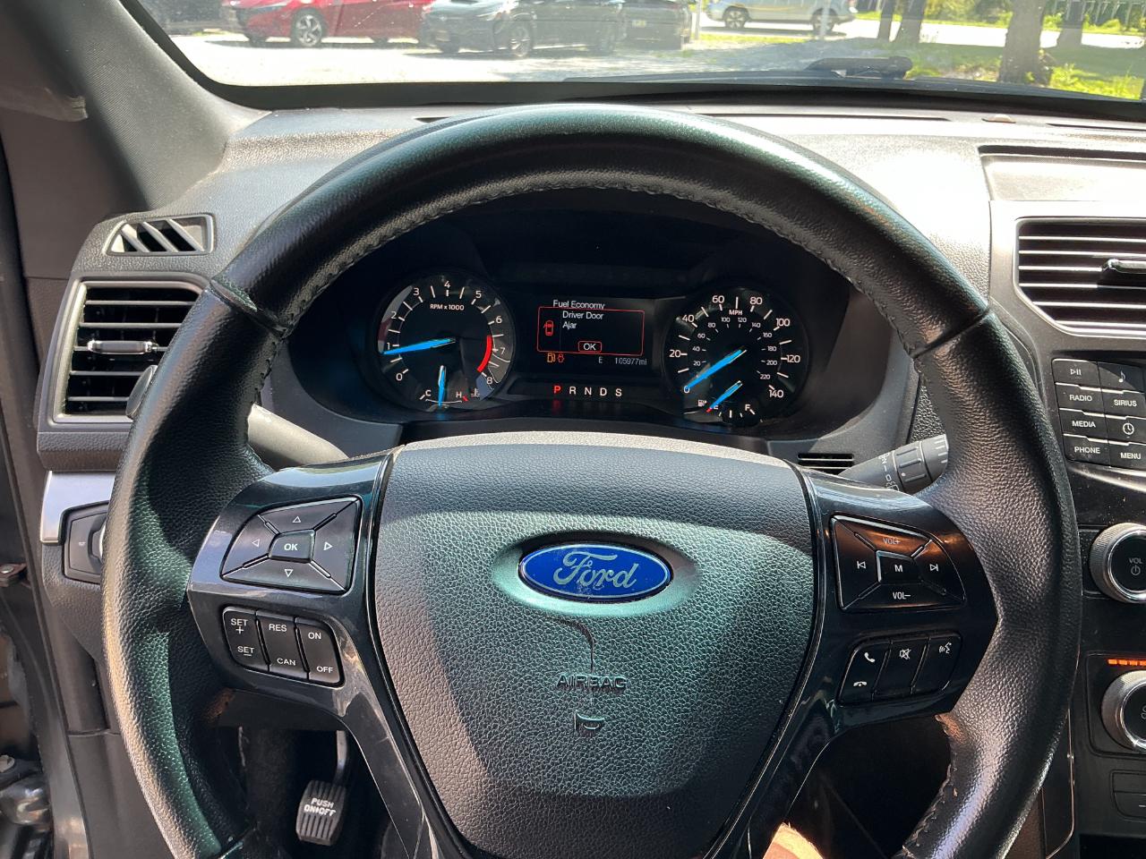 Ford Explorer XLT 4WD 2018