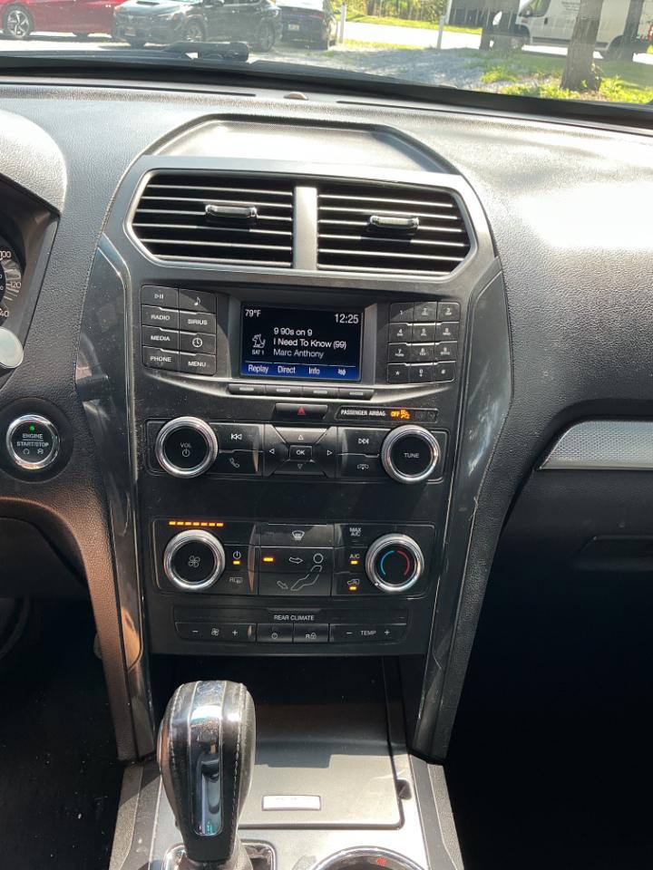 Ford Explorer XLT 4WD 2018