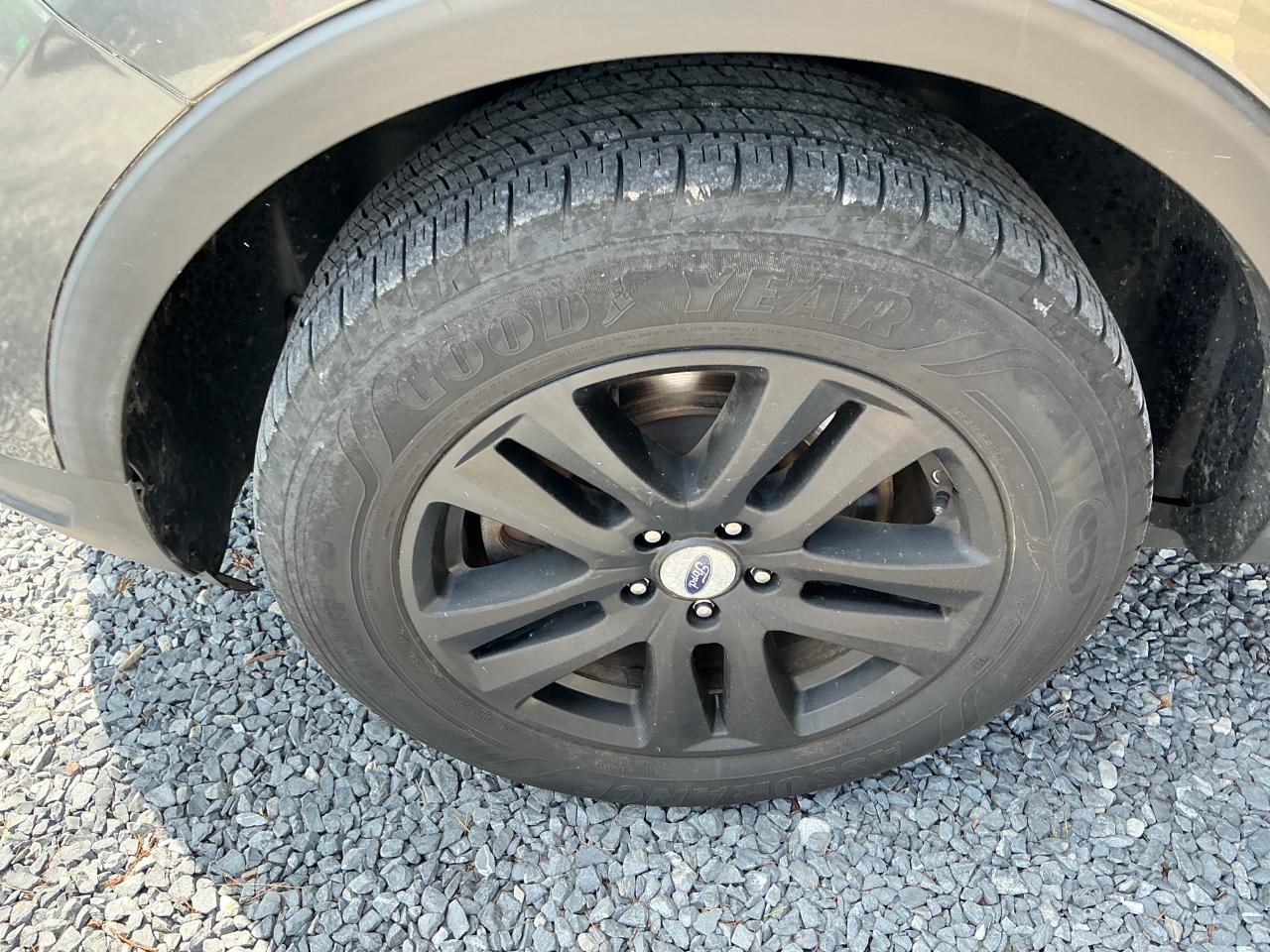 Ford Explorer XLT 4WD 2018