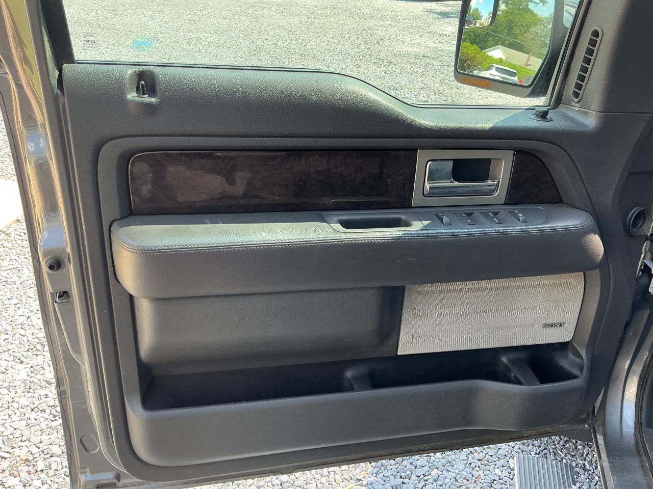 Ford F-150 4WD SuperCrew 145" Platinum 2014
