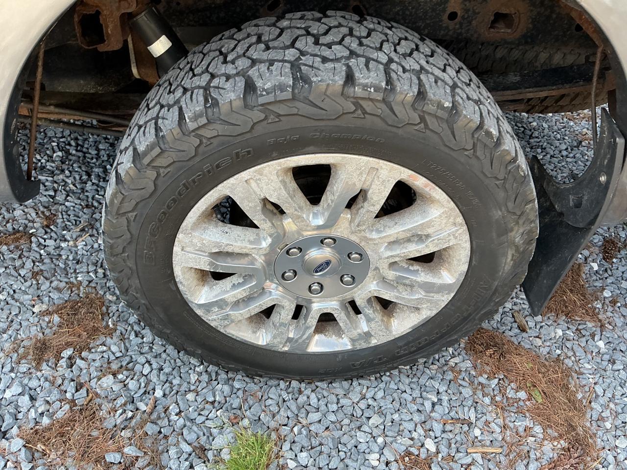 Ford F-150 4WD SuperCrew 145" Platinum 2014