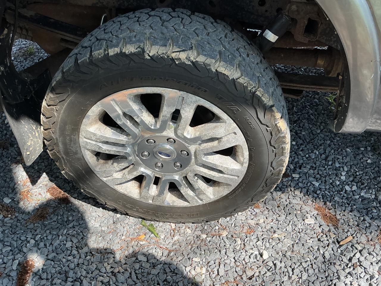 Ford F-150 4WD SuperCrew 145" Platinum 2014