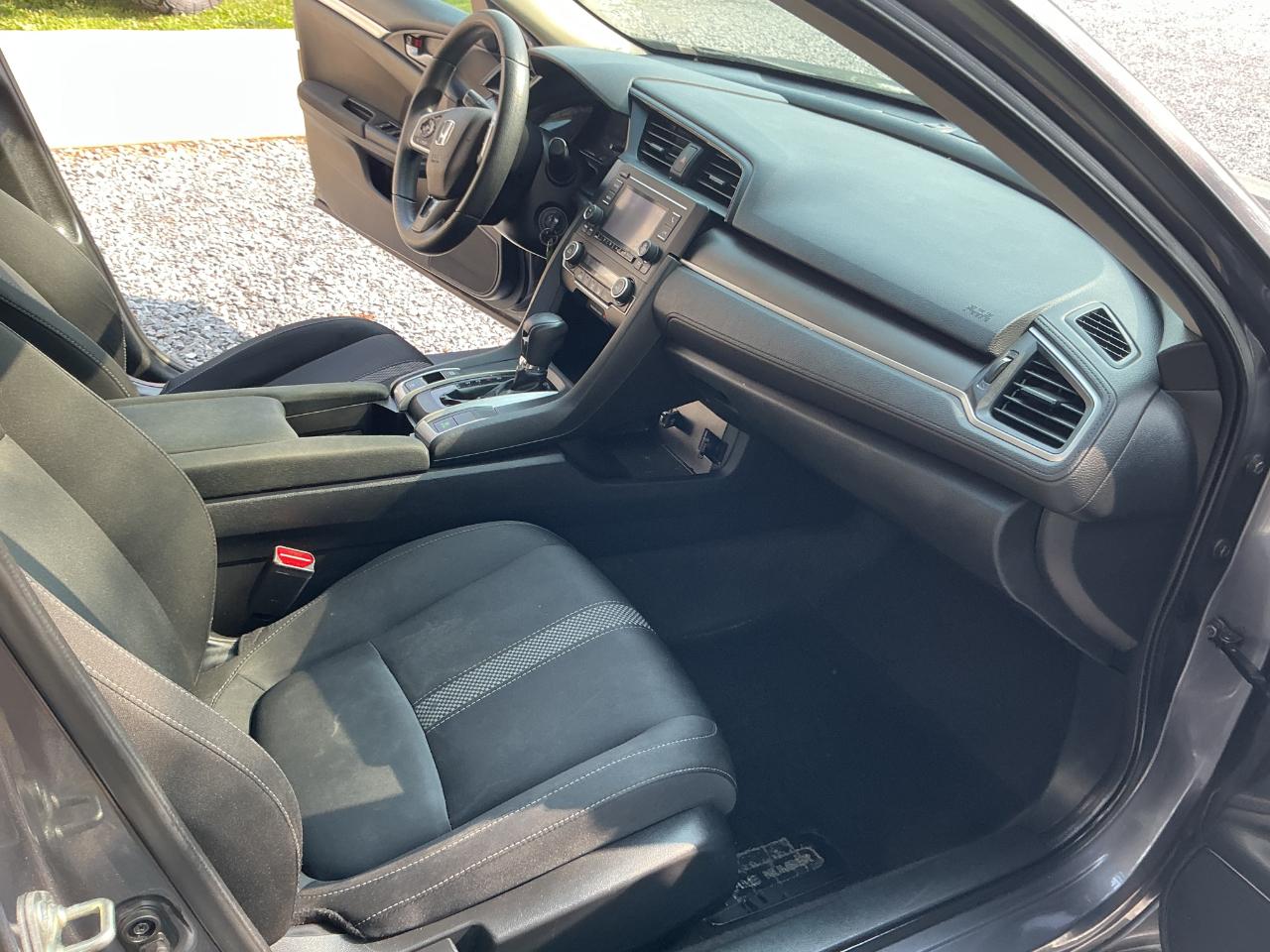 Honda Civic Sedan LX CVT 2020