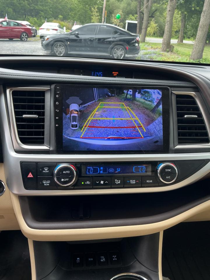 Toyota Highlander Limited Platinum 4D SUV AWD 2016