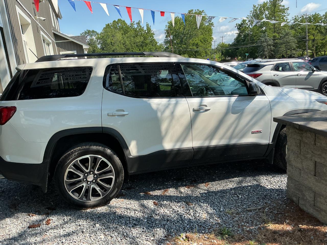 GMC Acadia AWD 4dr SLT w/SLT-1 2018