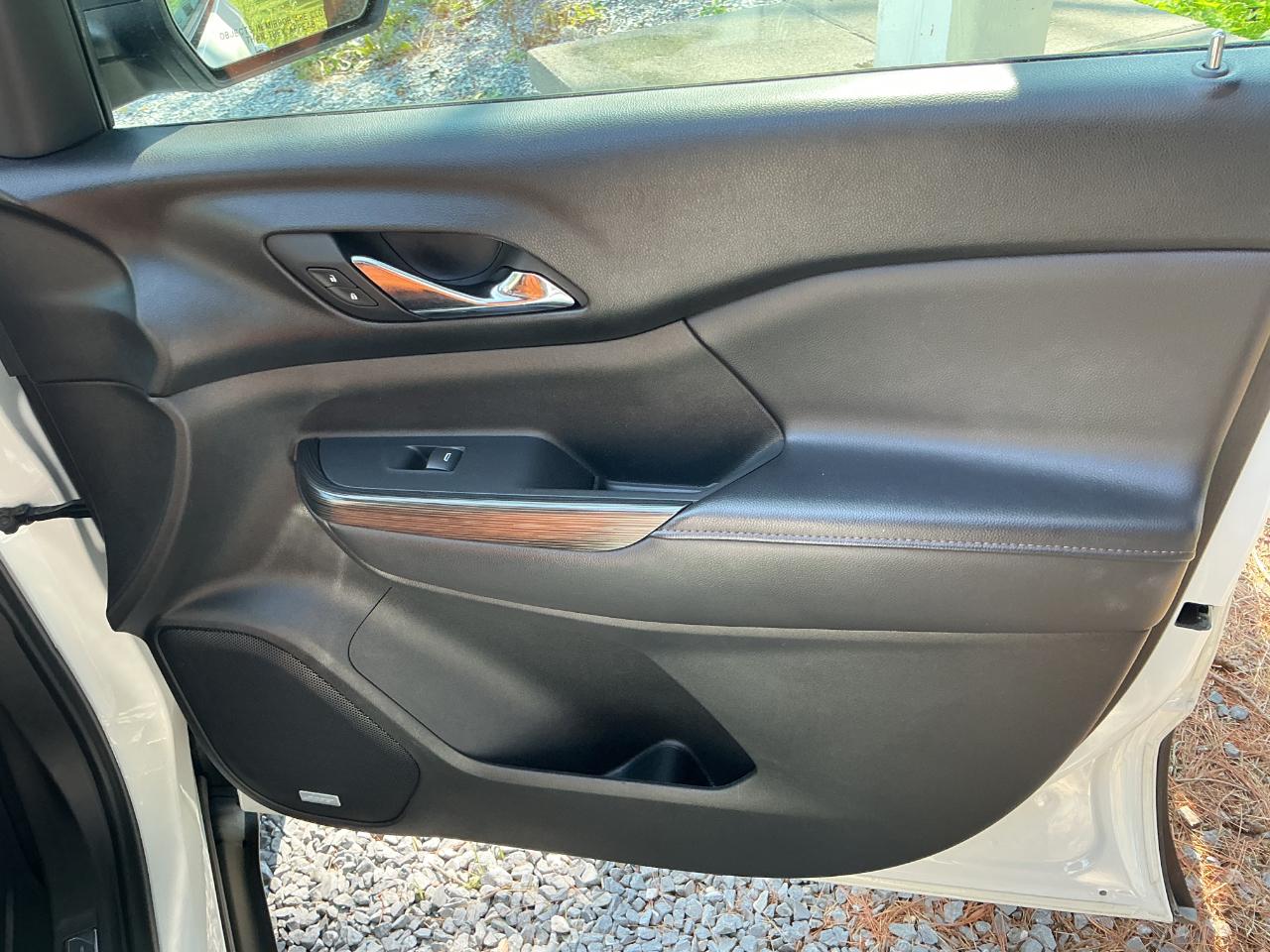 GMC Acadia AWD 4dr SLT w/SLT-1 2018