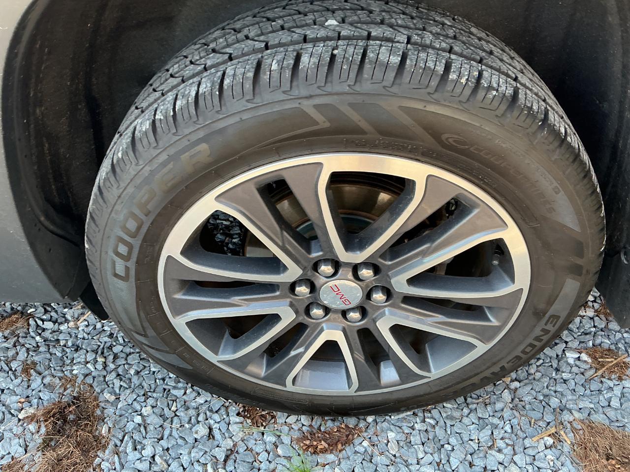 GMC Acadia AWD 4dr SLT w/SLT-1 2018