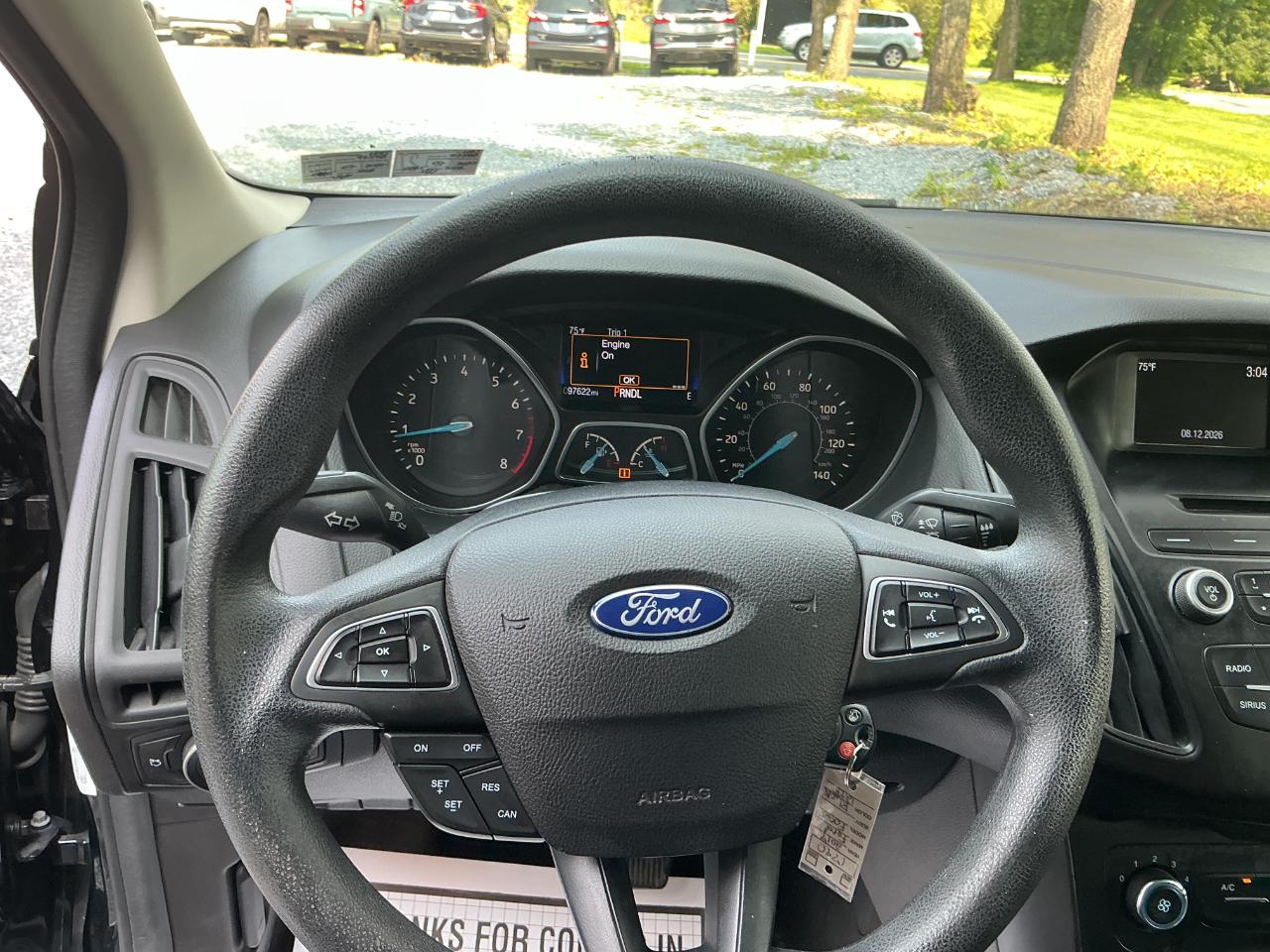 Ford Focus SE Sedan 2017