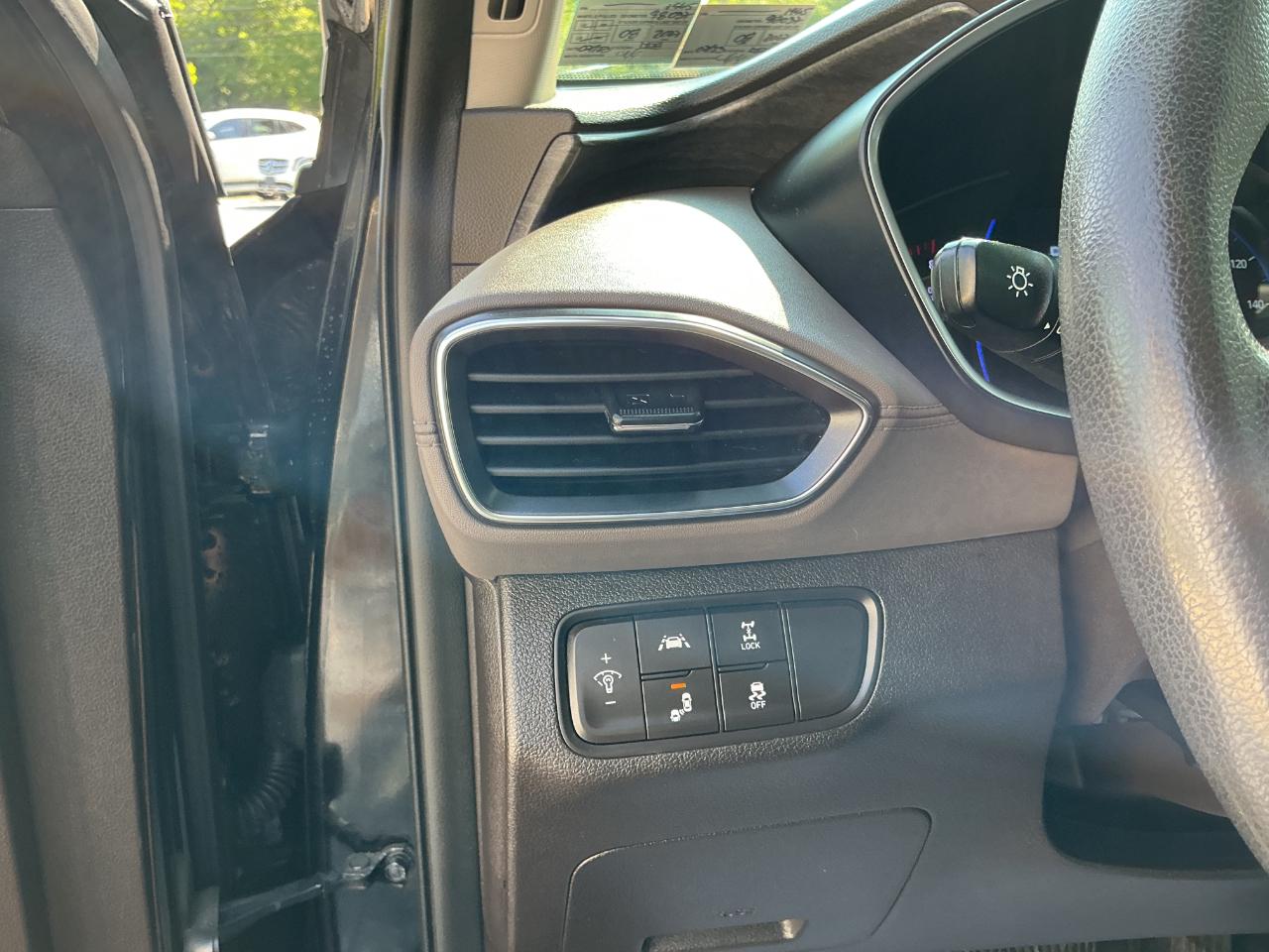 Hyundai Santa Fe SEL 2.4L Auto AWD 2019