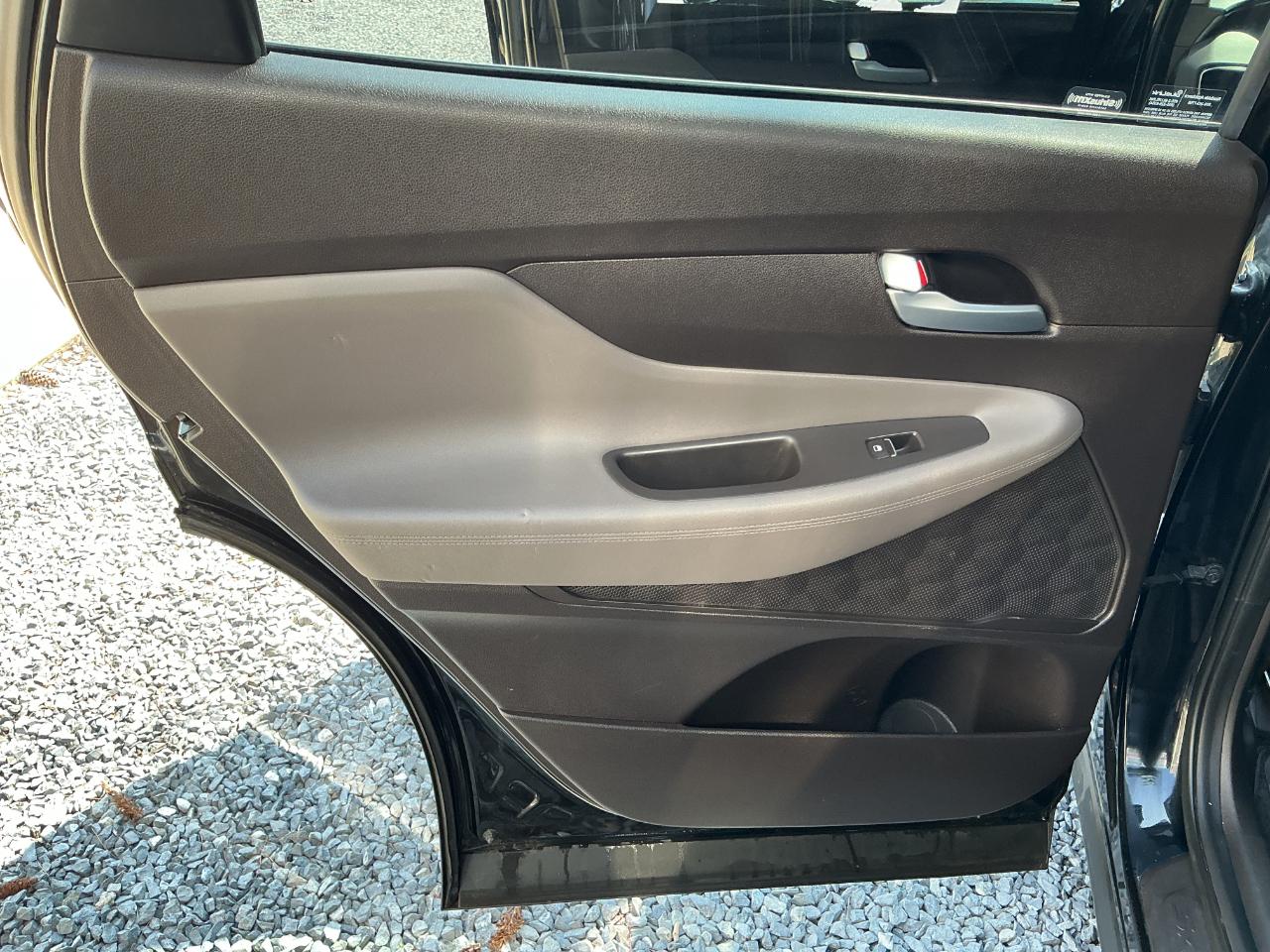 Hyundai Santa Fe SEL 2.4L Auto AWD 2019