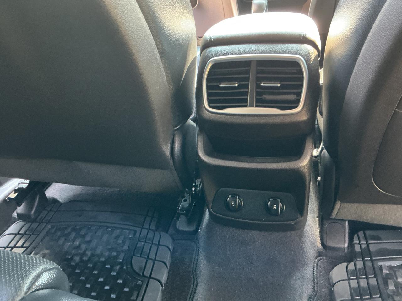 Hyundai Santa Fe SEL 2.4L Auto AWD 2019