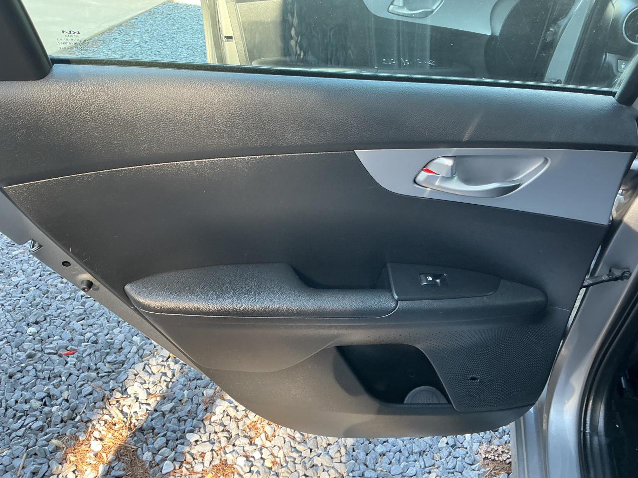 Kia Forte LXS IVT 2024