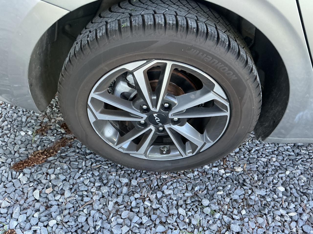 Kia Forte LXS IVT 2024