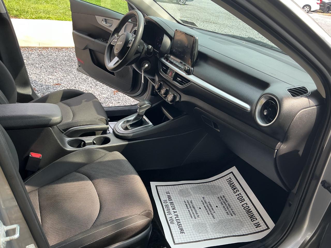 Kia Forte LXS IVT 2024