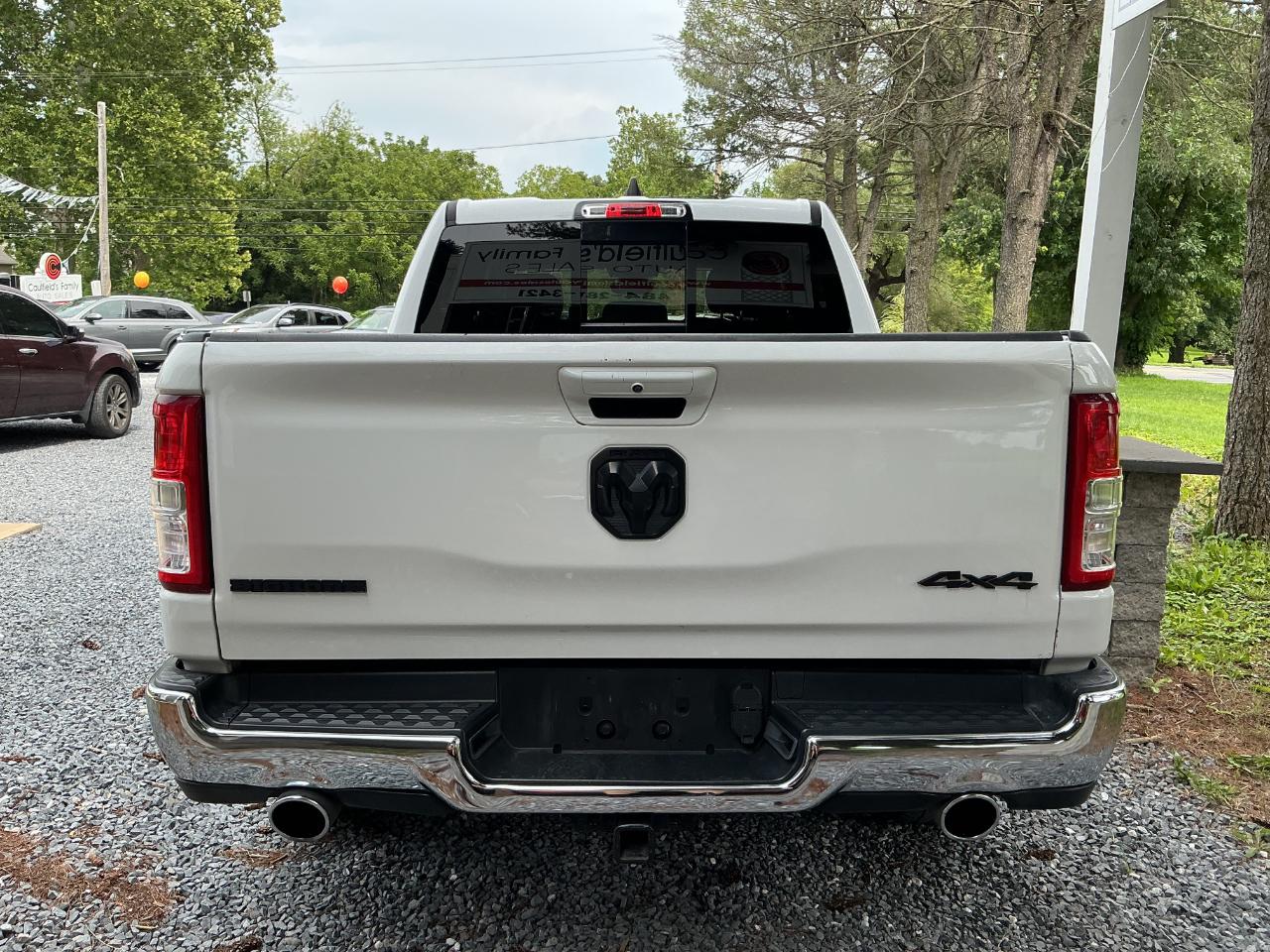RAM 1500 Big Horn 4x4 Crew Cab 5'7" Box 2022