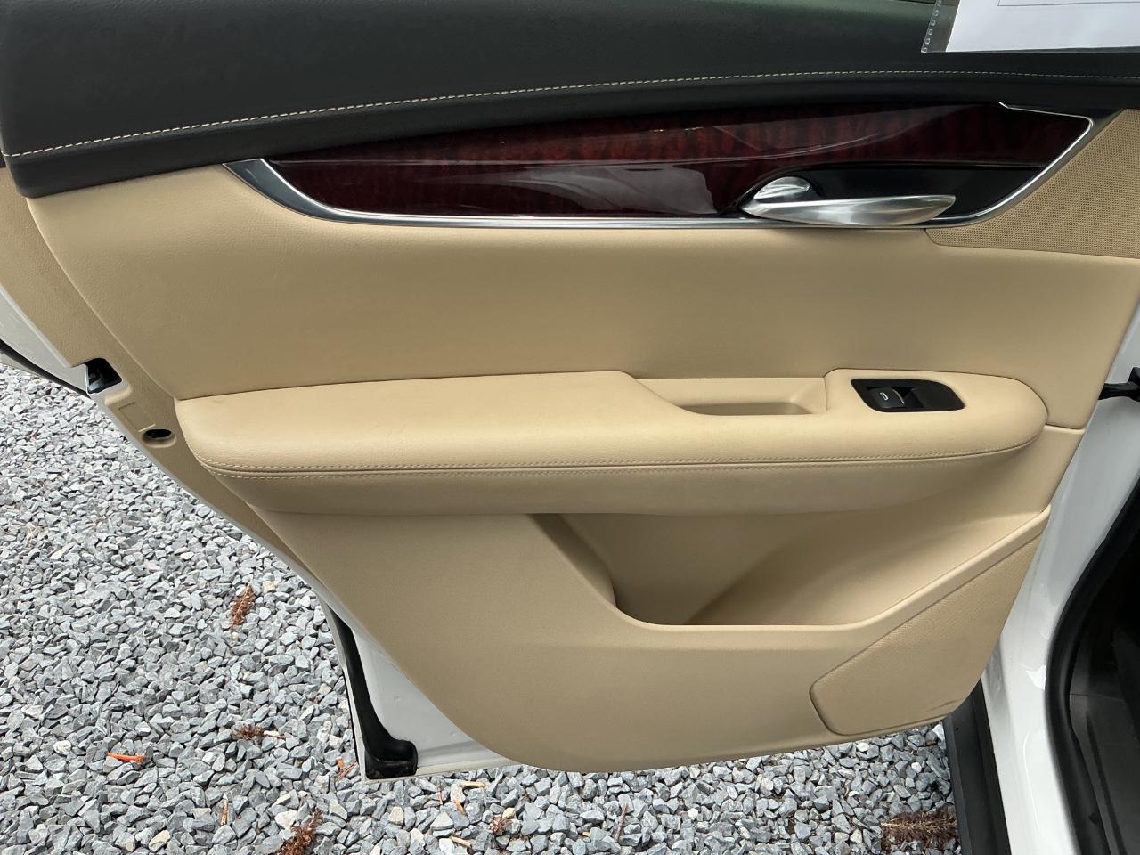 Cadillac XT5 AWD 4dr Luxury 2017