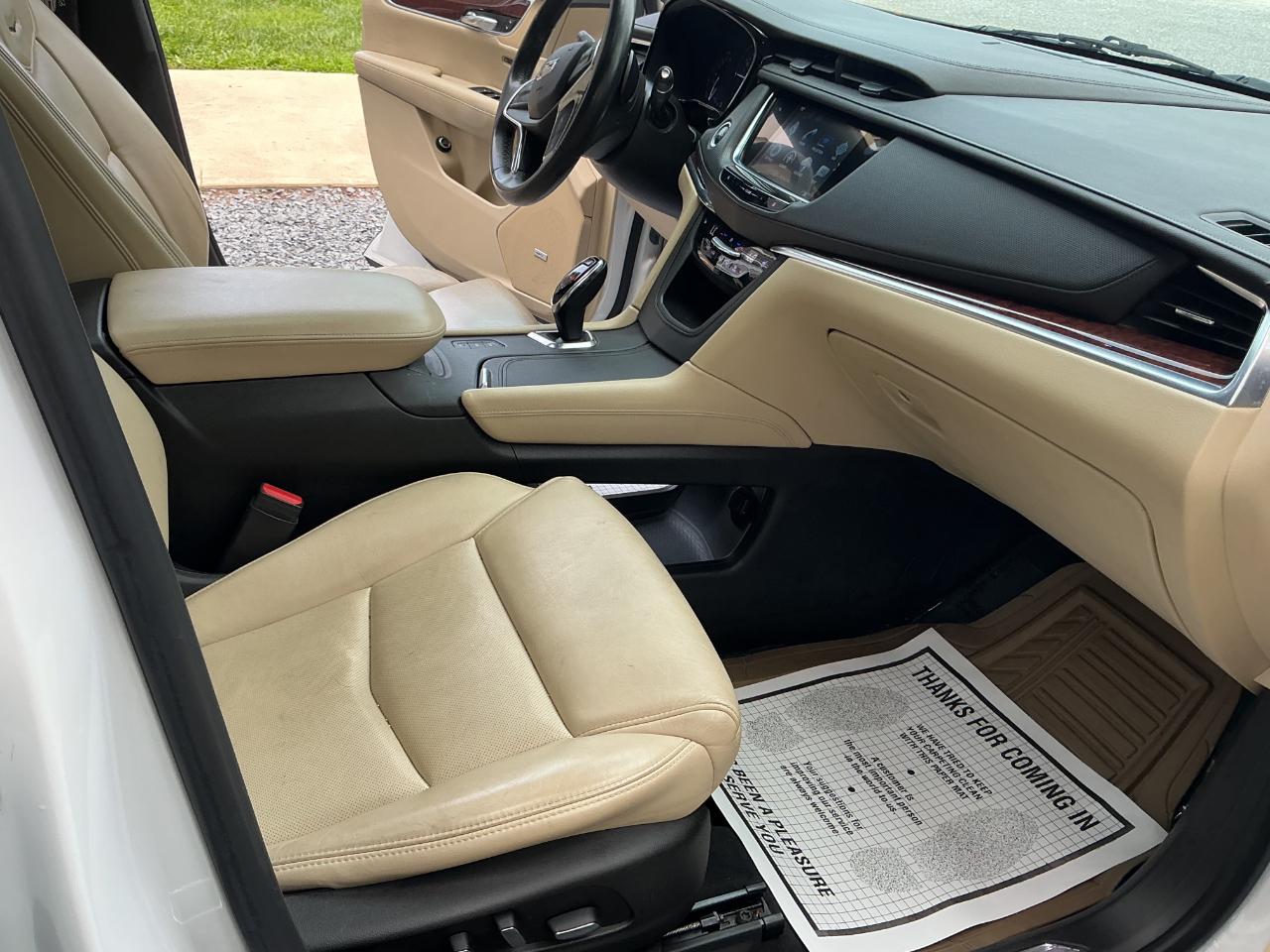 Cadillac XT5 AWD 4dr Luxury 2017
