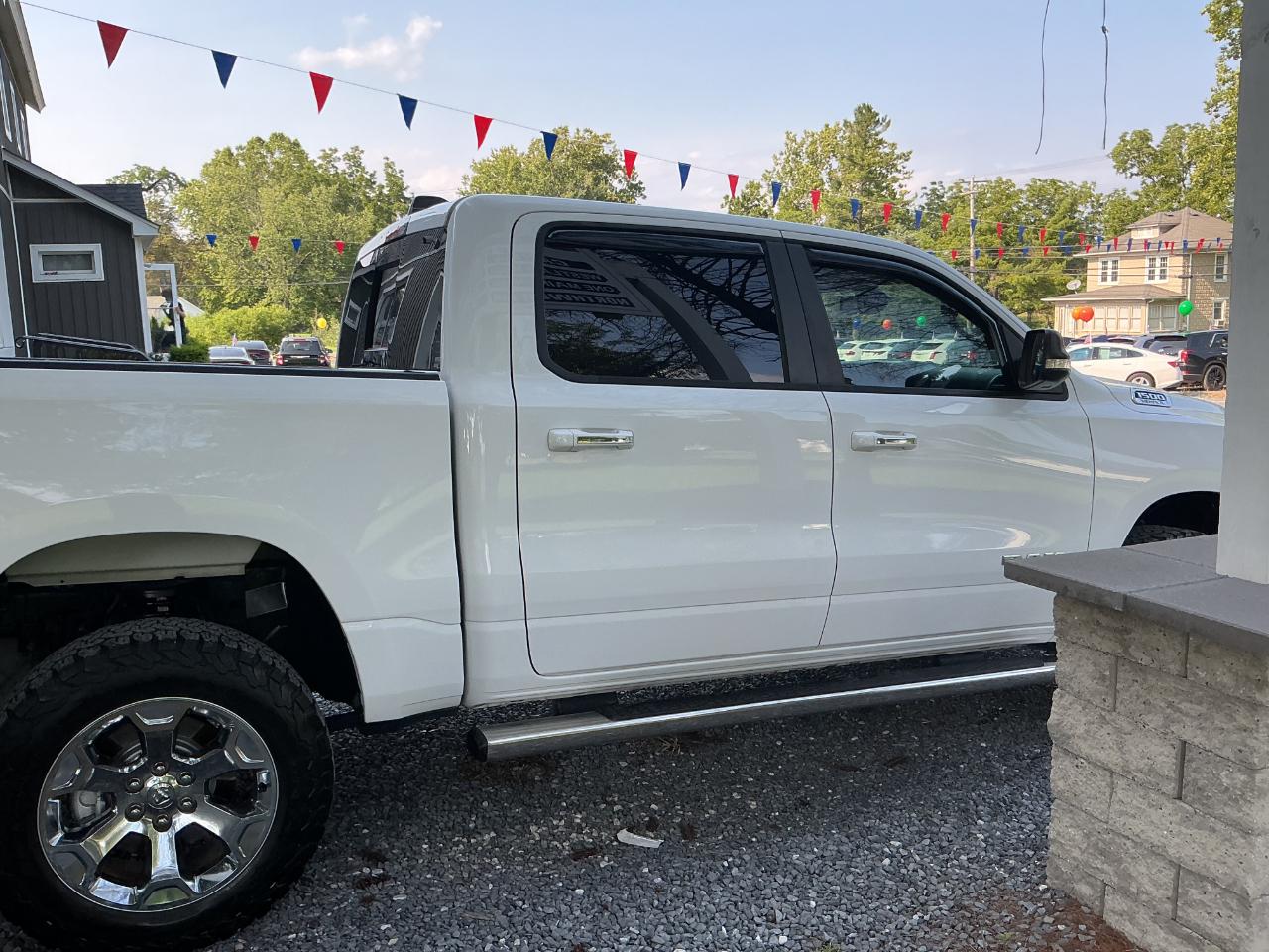 RAM 1500 Big Horn/Lone Star 4x2 Crew Cab 5'7" Box 2019