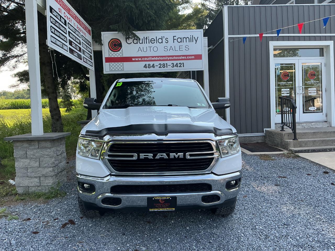 RAM 1500 Big Horn/Lone Star 4x2 Crew Cab 5'7" Box 2019