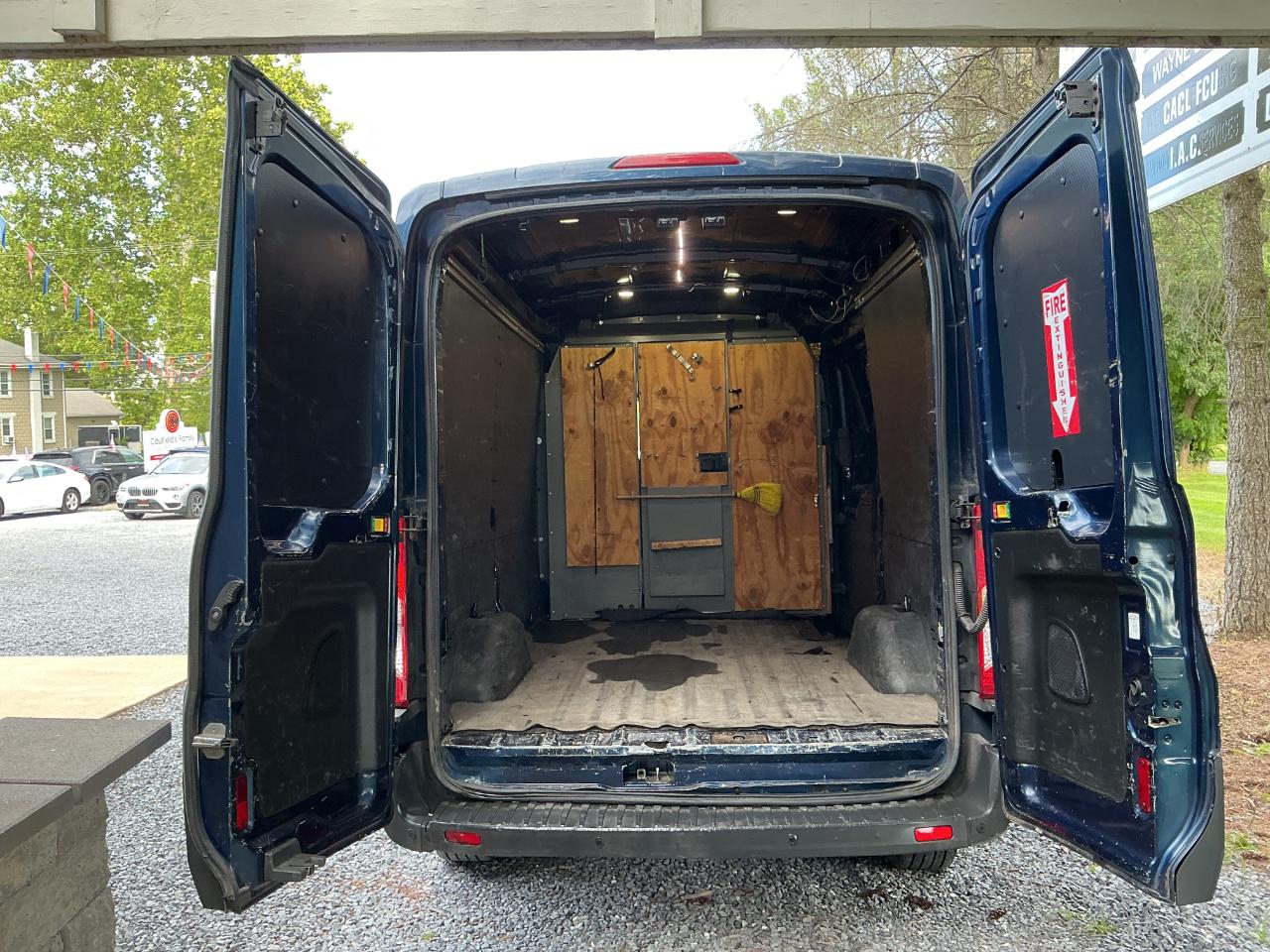 Ford Transit Van T-250 130" Med Rf 9000 GVWR Sliding RH Dr 2017