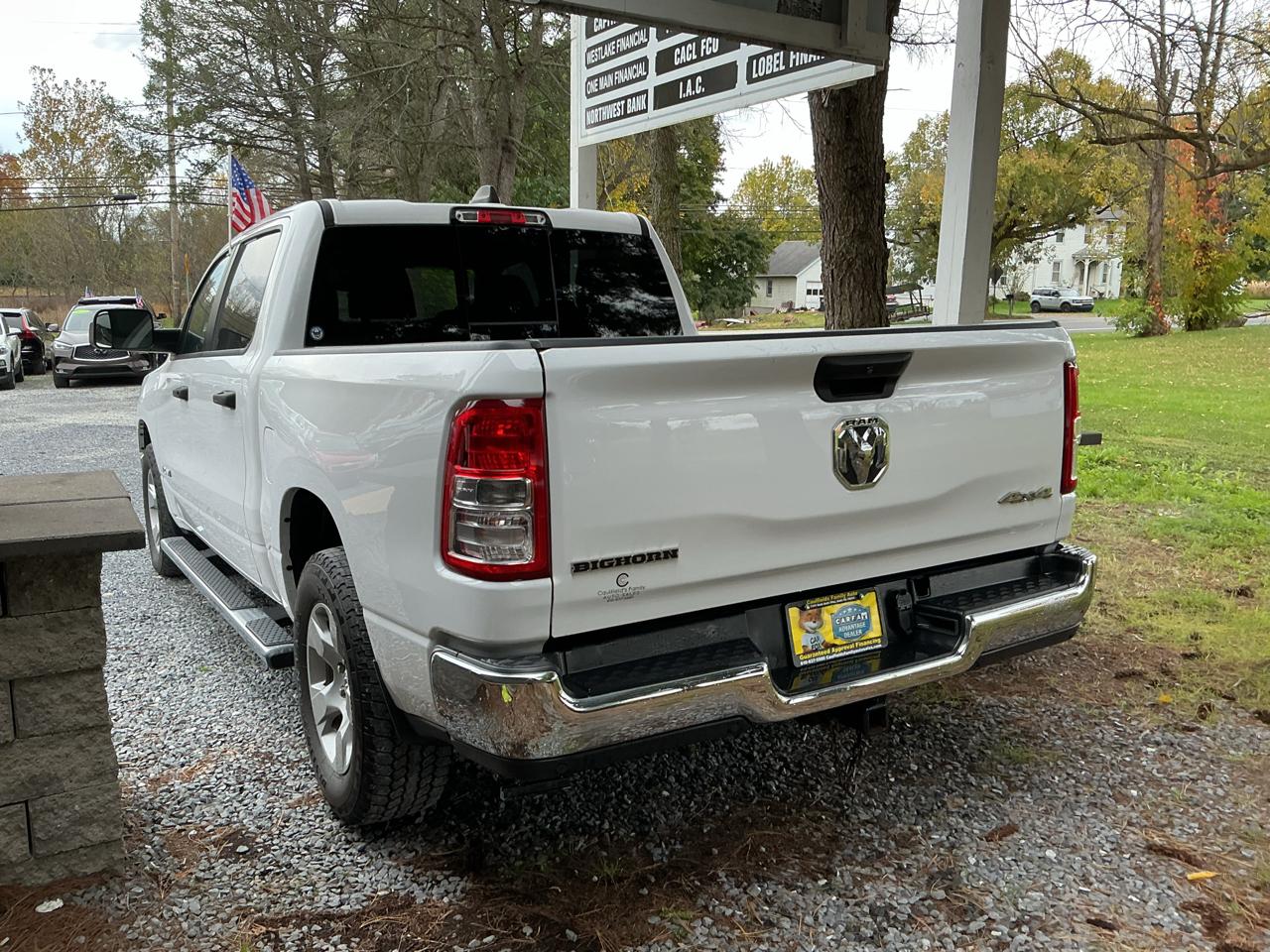 RAM 1500 Big Horn 4x4 Crew Cab 5'7" Box 2023