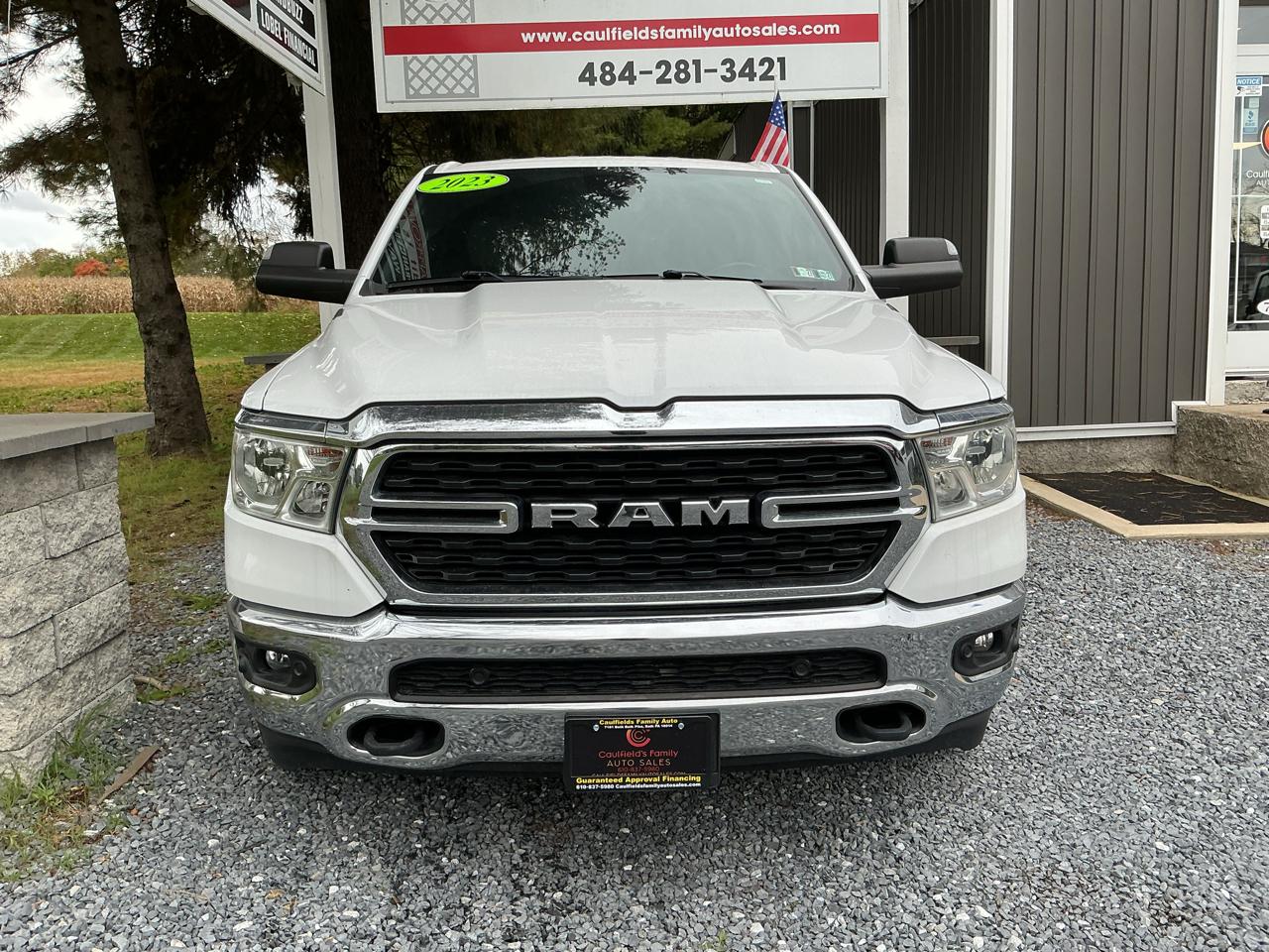 RAM 1500 Big Horn 4x4 Crew Cab 5'7" Box 2023