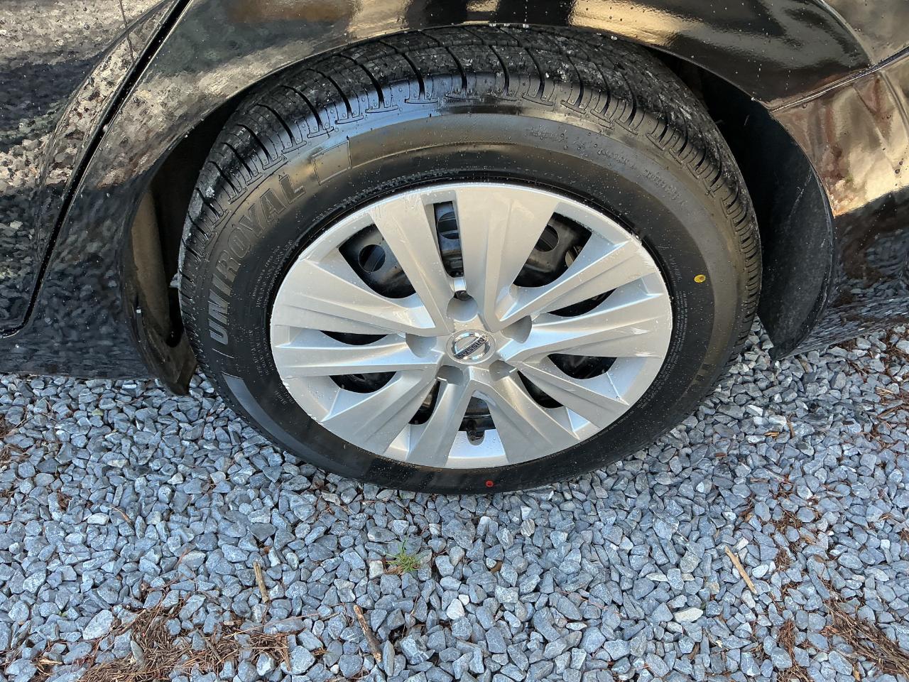 Nissan Sentra S CVT 2020