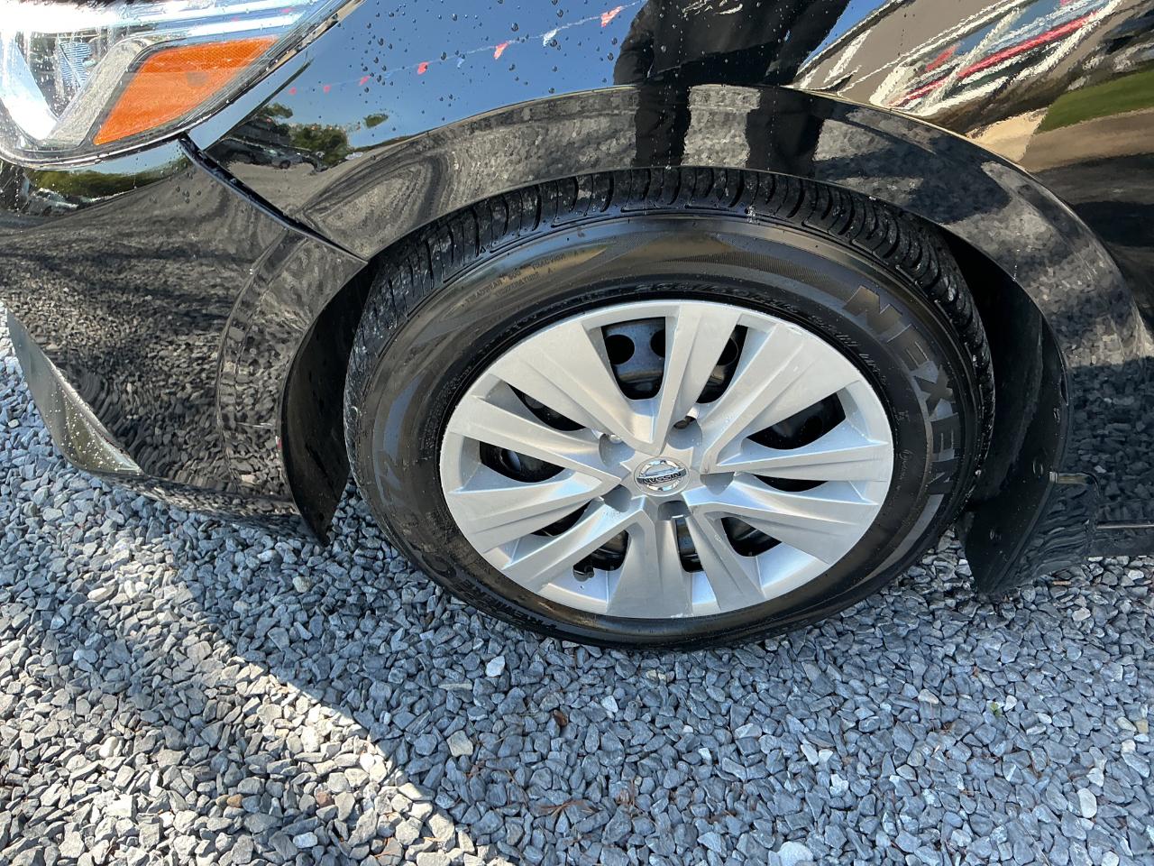 Nissan Sentra S CVT 2020