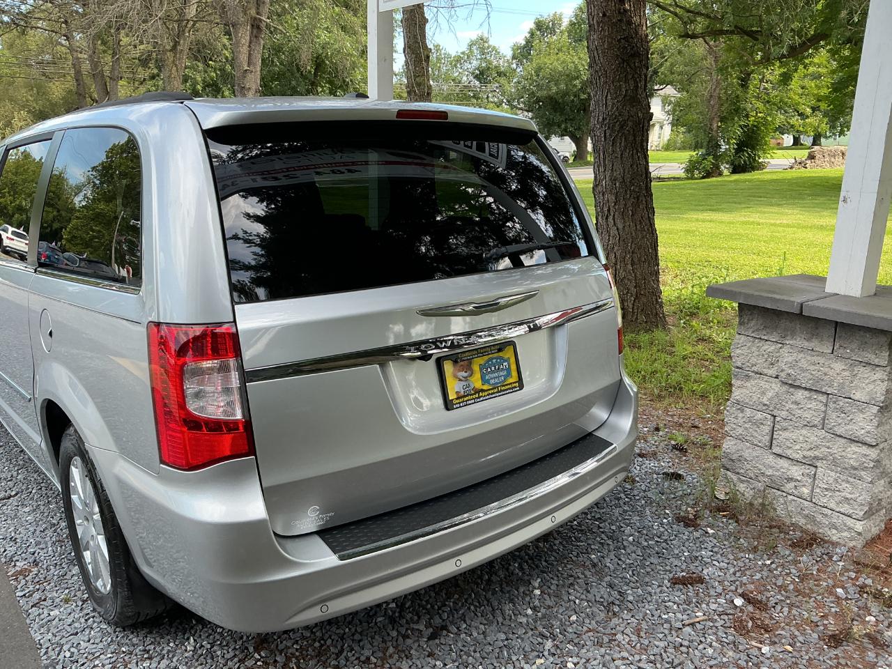 Chrysler Town & Country 4dr Wgn Touring-L 2012