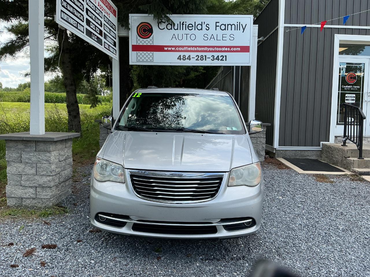 Chrysler Town & Country 4dr Wgn Touring-L 2012