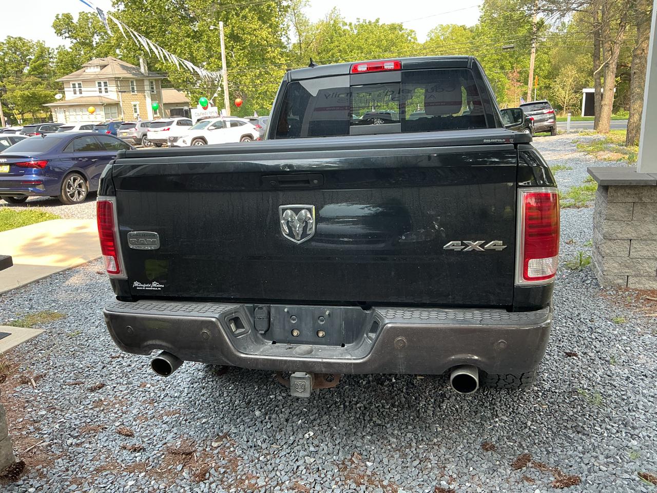 RAM 1500 Longhorn 4x4 Crew Cab 6'4" Box *Ltd Avail* 2018