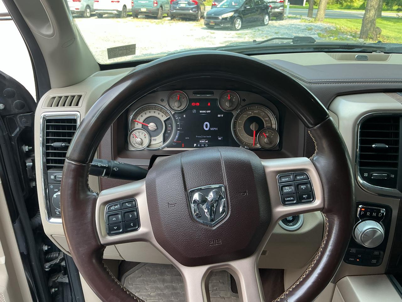 RAM 1500 Longhorn 4x4 Crew Cab 6'4" Box *Ltd Avail* 2018