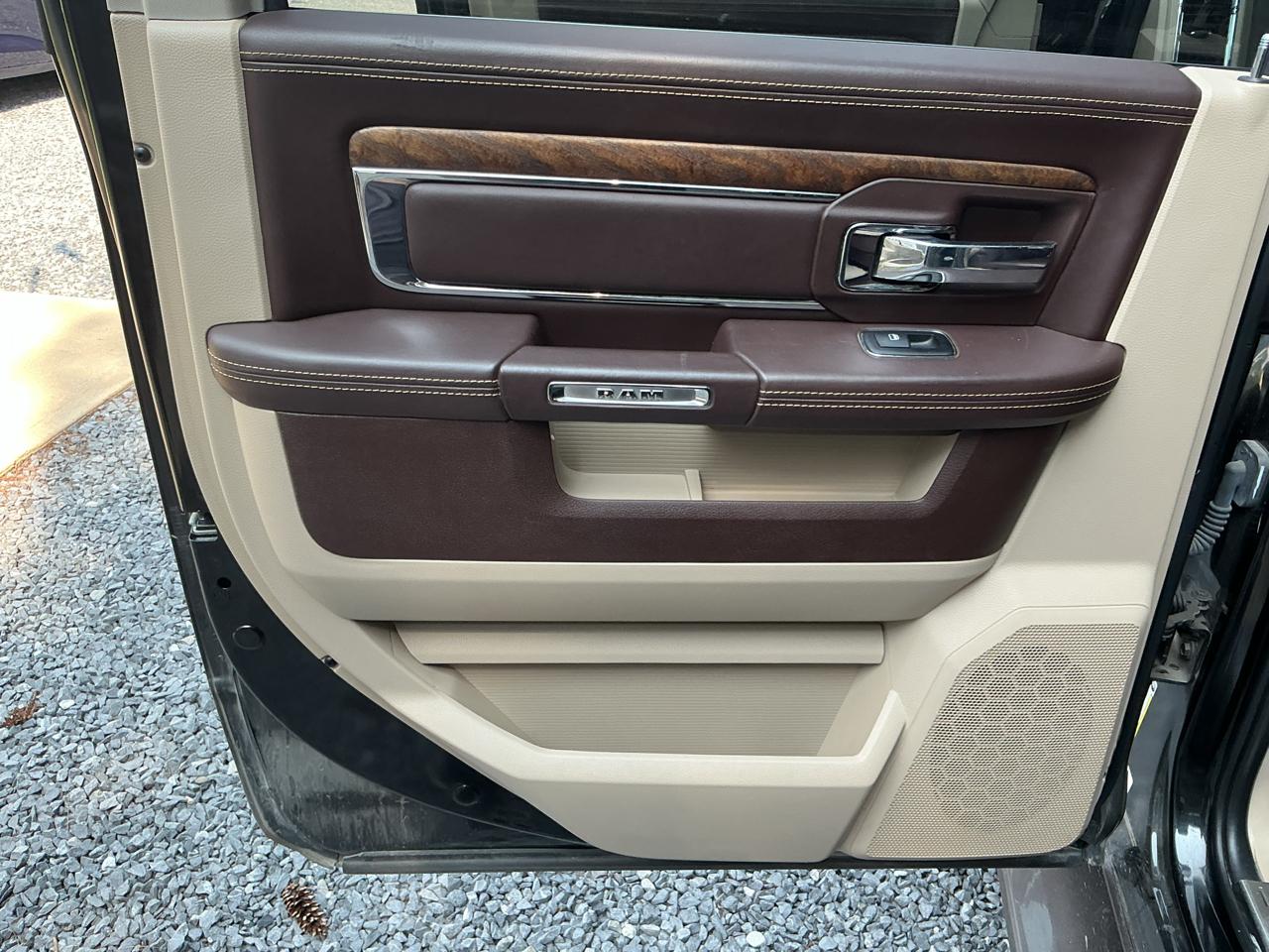 RAM 1500 Longhorn 4x4 Crew Cab 6'4" Box *Ltd Avail* 2018
