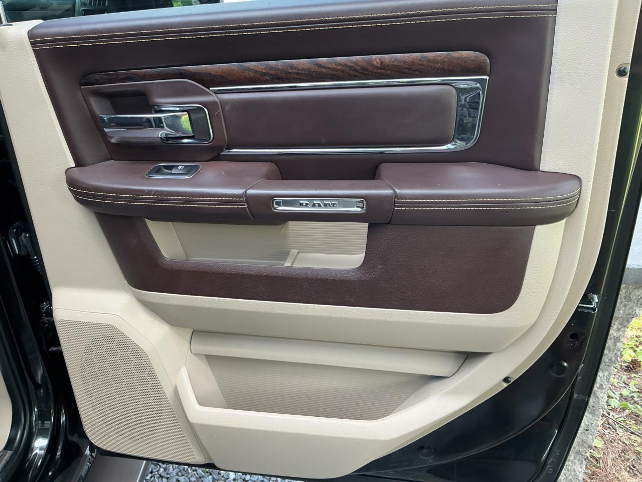 RAM 1500 Longhorn 4x4 Crew Cab 6'4" Box *Ltd Avail* 2018