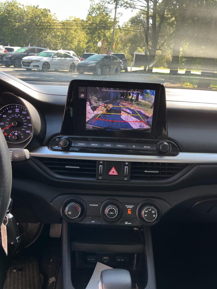 Kia Forte LXS IVT 2023