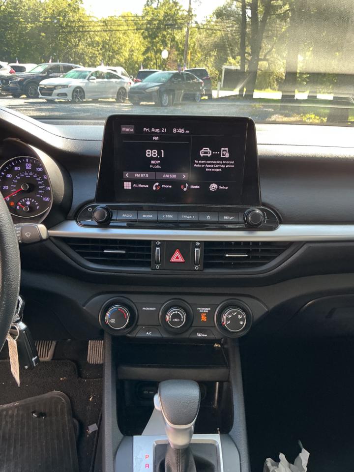 Kia Forte LXS IVT 2023