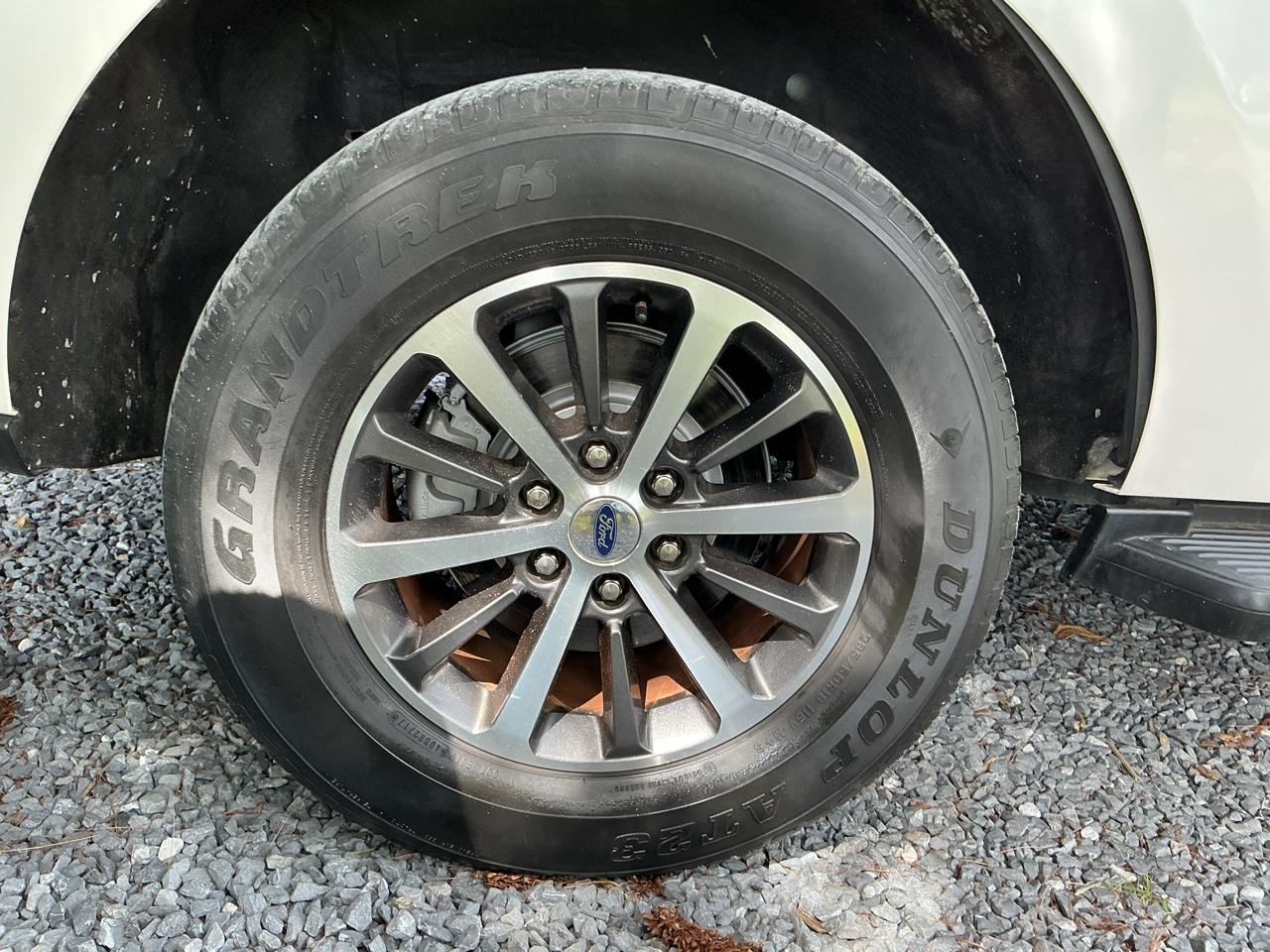 Ford Expedition XLT 4x2 2019