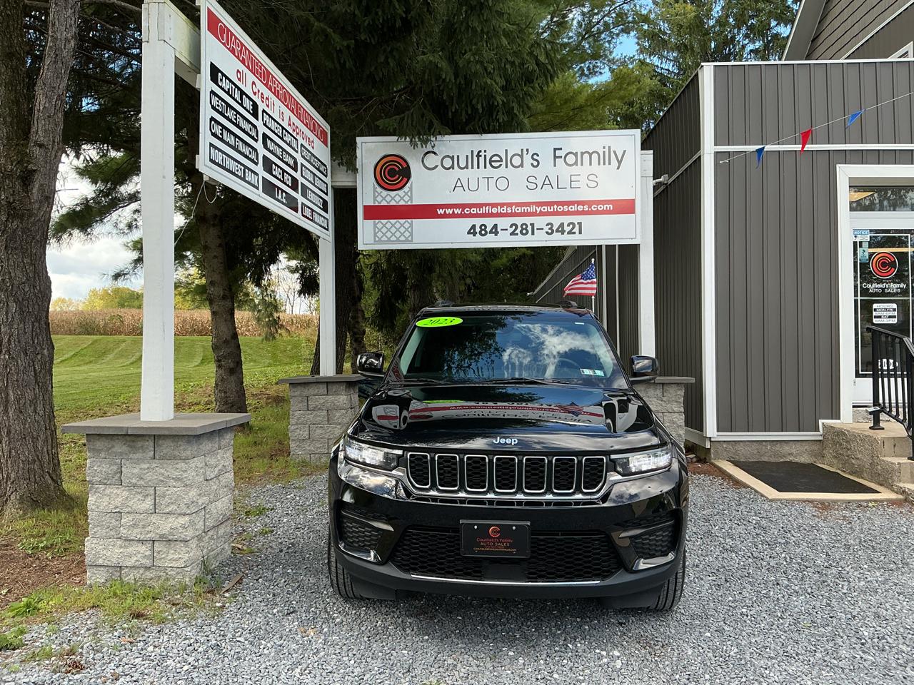 Jeep Grand Cherokee Laredo 4x4 2023