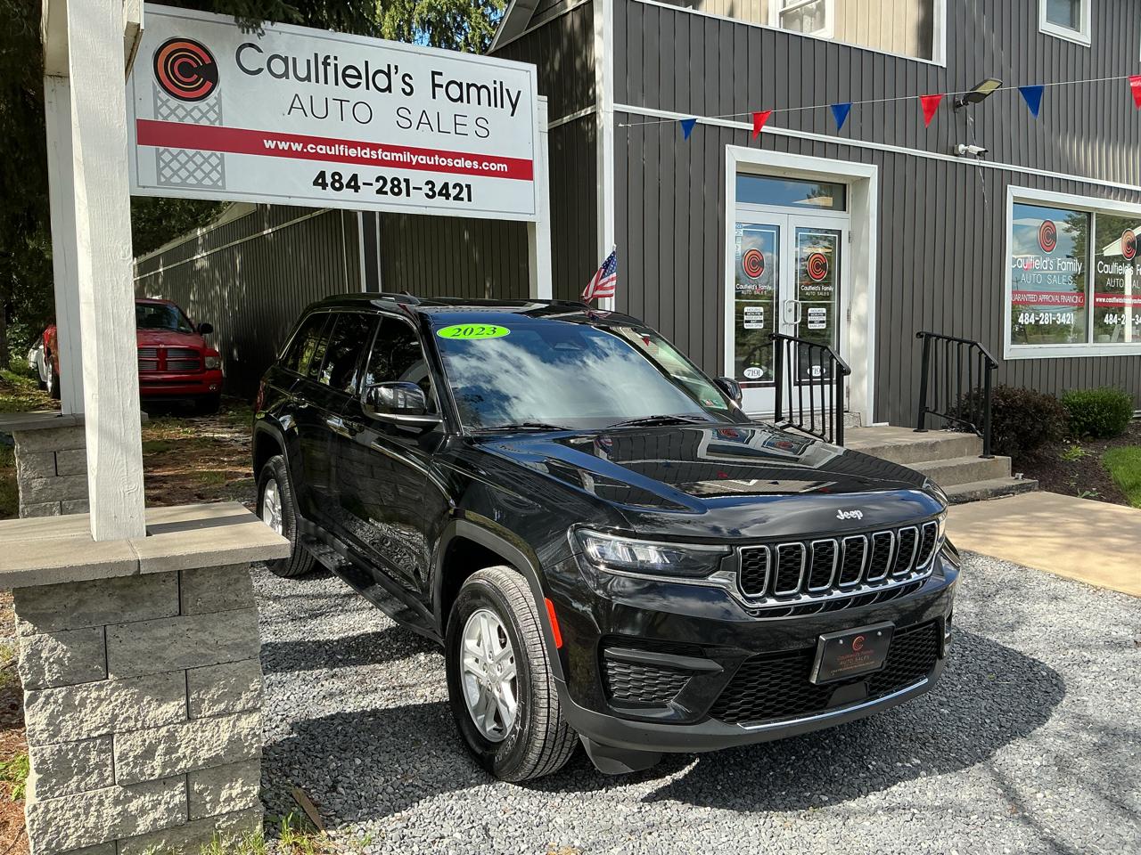 Jeep Grand Cherokee Laredo 4x4 2023